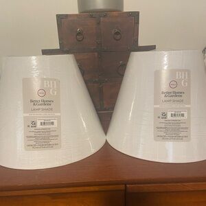 🍀$5for25🍀 2 Pack Better Homes & Gardens Ivory Textured Fabric Empire Lamp Shades